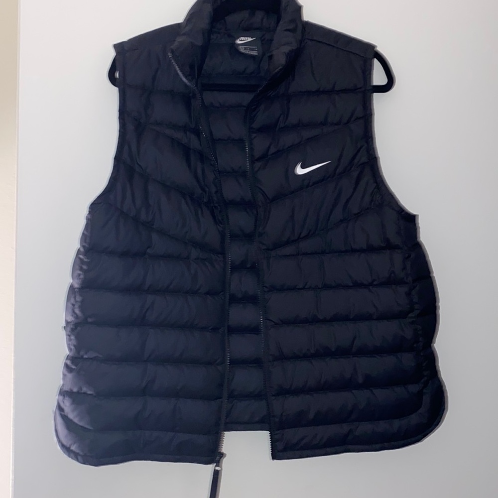 COPY - Nike Puffer Vest